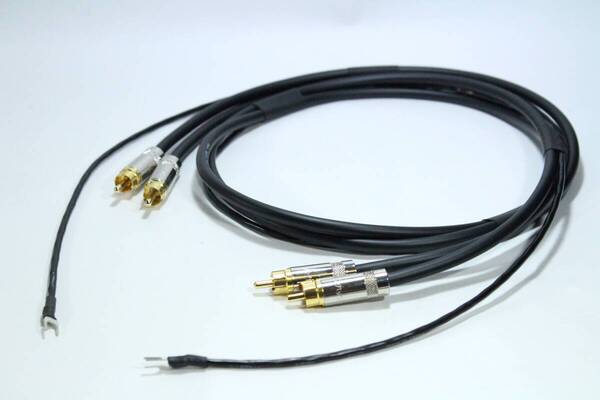 フォノケーブル【MOGAMI 2534 / RCAピン - RCAピン / 2m 】PhonoCable アースケーブル付 無酸素銅 ターンテーブル ミキサー モガミ