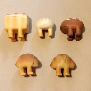 ガチャガチャ 生きてるパン 食パン メロンパン クロワッサン ロールパン フランスパン