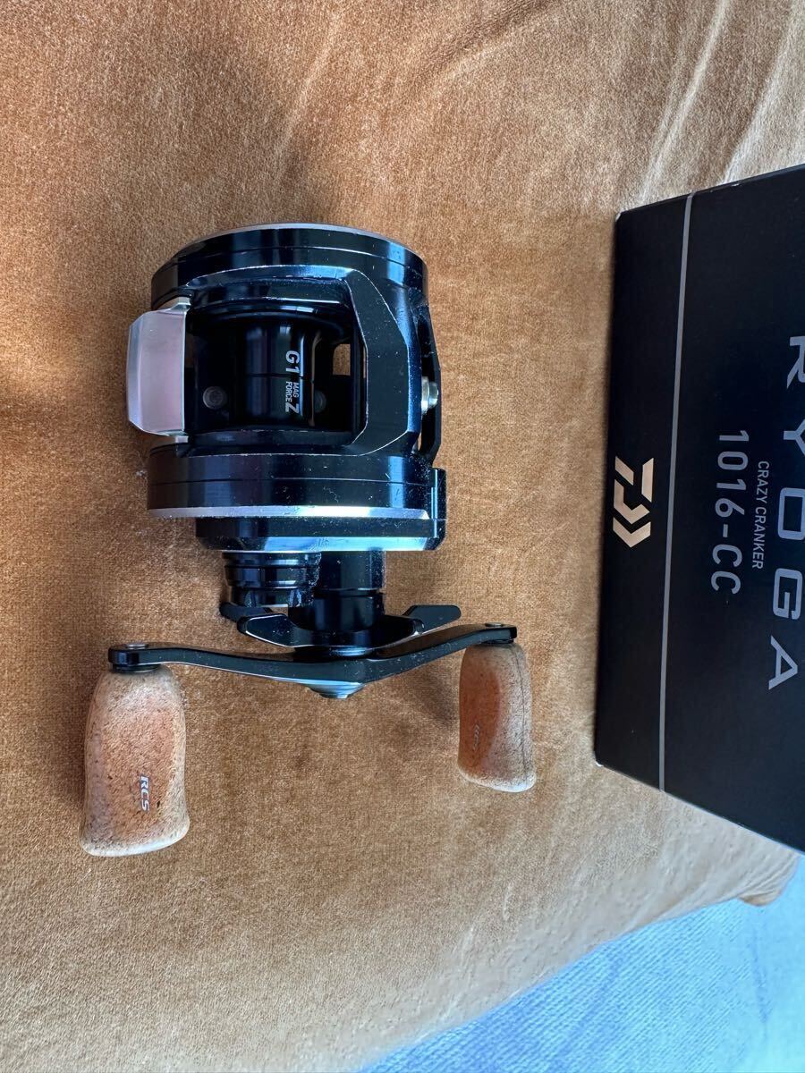 Daiwa RYOGA 1016-CC リール 箱付き　美品 楽天市場】【中古】DAIWA 18 リョウガ 1016-CC 右 RYOGA