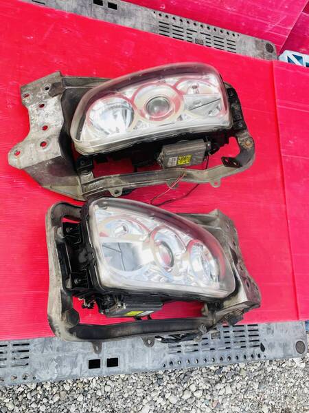 純正 日野 プロフィア レンジャー HID ヘッドライト ヘッドランプ セット 小糸 KOITO 100-35020 100-35015 100-35889 動作OK Rei2878