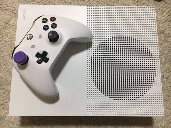 xbox one 500GB(ディスクドライブ付き)