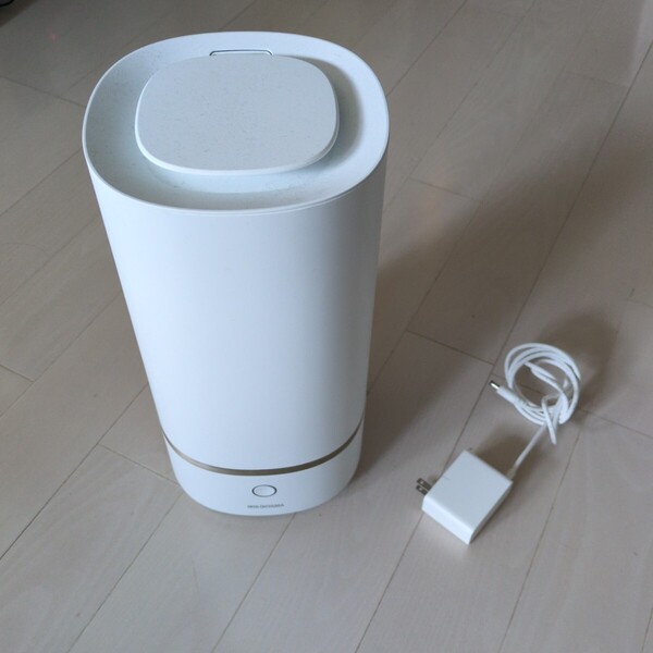 IRIS OHYAMA製 超音波加湿器 KUTK-230