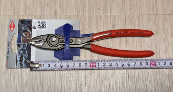 クニペックス【KNIPEX】 200㎜ 8201-200SB スリップジョイントプライヤー 新品未使用★在庫あり