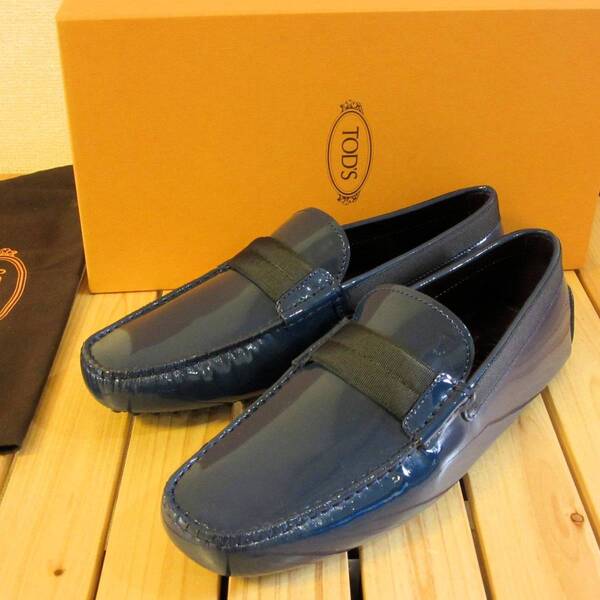 新品 TOD'S トッズ イタリア製 メンズ ゴンミーニ ドライビングシューズ ローファー エナメル パテント 青 ブルー 革靴 UK7 26cm
