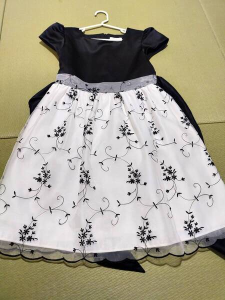 motherways ワンピース中古140cm 花柄