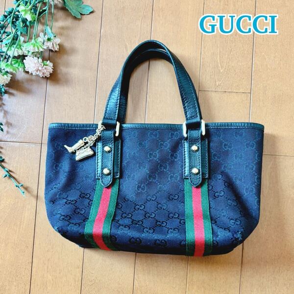 稀少 ★ GUCCI ★ グッチ シェリーライン ミニトートバッグ GG柄 / ブラック チャーム付き キャンバス / ハンドバッグ
