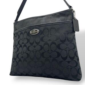 極美品 コーチ ショルダーバッグ 黒 シグネチャー 近年 COACH u13