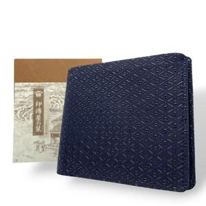 極美品 印傳屋 二つ折り財布 紺 漆細工 レザー コンパクト インデンヤ m1