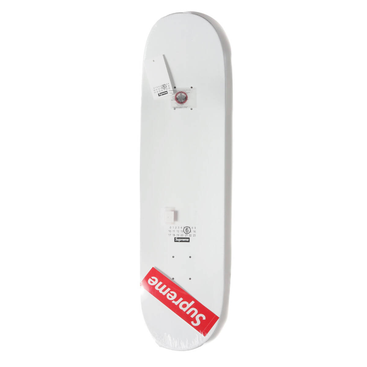 Supreme スケートボードデッキ 未使用 - メルカリ