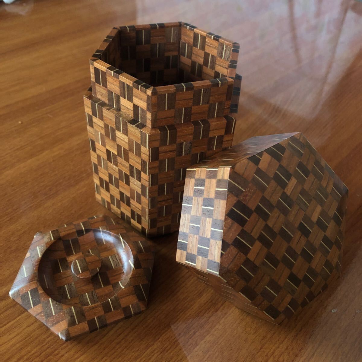 伝統工芸品★　保管未使用品　箱根寄せ木細工　小物入れ 寄木細工 Yosegi-zaiku 秘密箱 4寸10回仕掛け 箱根伝統工芸品