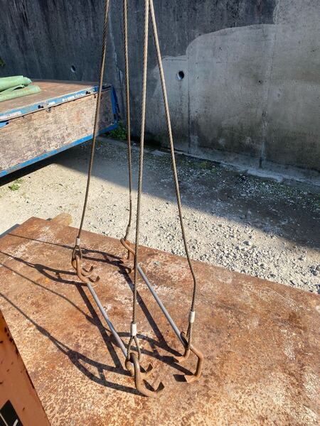■鉄板吊りハッカー ワイヤーφ10×1.5m■中古現状渡し