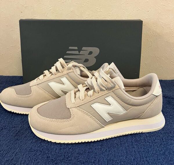 【送料無料】新品 未使用 スニーカー ニューバランス 24.5cm ベージュ new balance WL420MTP
