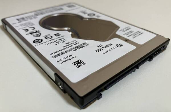 SEAGATE 2.5インチ hdd 1tb