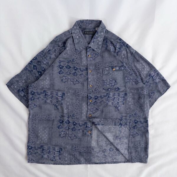 Euro Vintage 8th Avenue ビスコース100% くすみカラー アッシュブルー 幾何学模様 アート 抽象 エスニック 民族 装飾 総柄シャツ