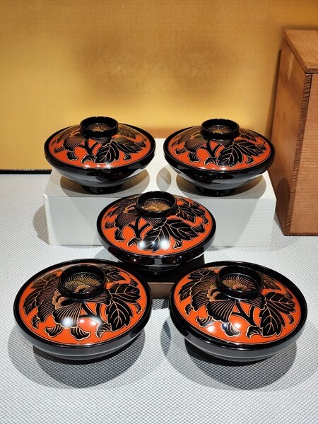送料無料!輪島塗 吸物椀 漆器 銘々皿 五客 御吸物椀 石川県 伝統工芸 日本製 牡丹 汁椀 雑煮椀 懐石 骨董 状態良好 箱付き