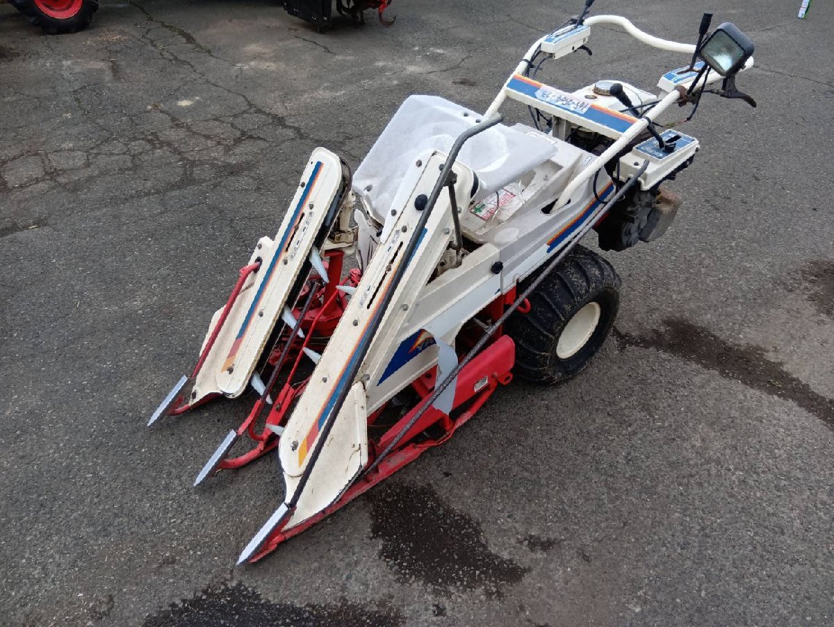 【直接引取限定】　鹿児島発　ヤンマー　バインダー　YB50 2条刈り 直接引取限定】 鹿児島発 ヤンマー バインダー YB50 2条刈り