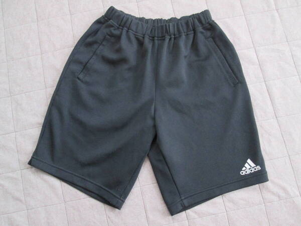 アディダスadidas ジャージトレーニングハーフパンツAD2803PIY メンズL☆ブラック☆半パン/サイズ表記LですがM-L/洗い替えに