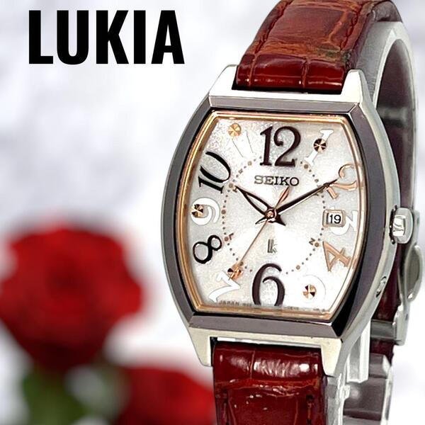 【稼動】セイコー SEIKO ルキア LUKIA 電波ソーラー シルバー レディース 腕時計 739