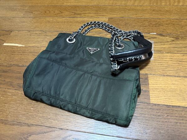 プラダ PRADA ショルダーバッグ トートバッグ 肩掛け チェーン カバン かばん 鞄 テスートナイロン レザー カーキ ダークグリーン 深緑色