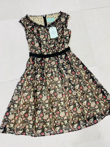 O-1 【極美品】TOCCA ノースリーブ 花柄 シアー ワンピース トッカ 黒 ブラック 水玉 ドット S