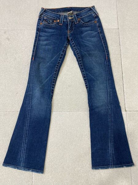 8557. TRUE RELIGION フレア デニムパンツ 25インチ Y2K トゥルーレリジョン ベルボトム ブーツカット ジーパン