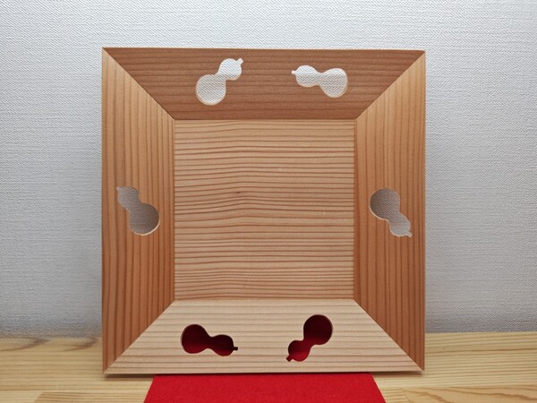 【逢絢亭・新品】茶道具 菓子器 干菓子器 杉材 瓢透かし 木地 木製 紙箱入り