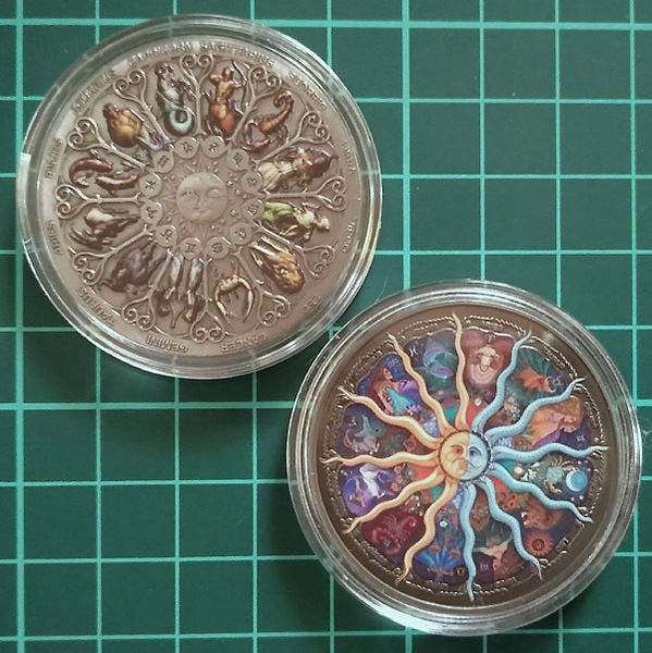 ★ 太陽・星・十二星座・西洋占星術 メダル ★ 約40mm 【2枚セット】★ 送料無料 ★