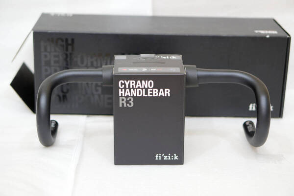 【未使用】fizik フィジーク cyrano シラノ r3 chameleon 380mm アルミハンドルバー