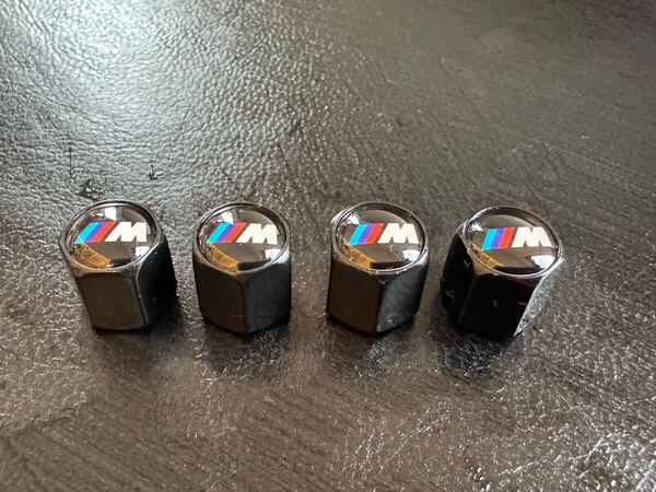 d 送料無料 高級良質 ブラック 黒 BMW Mテク MⅢ エアバルブ M M3 M4 M5 M6 M7 M8 M2 M1 X1 X2 X3 X4 X5 X6 X7 X8 328 335 528 535 Z3 Z4 Z