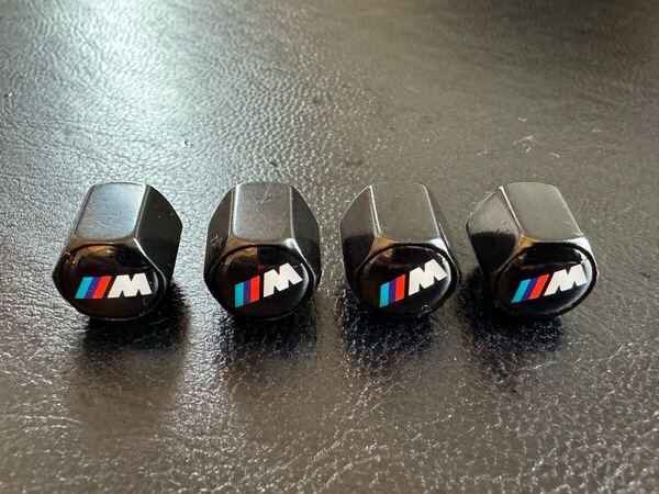 a 送料無料 高級良質 ブラック 黒 BMW Mテク MⅢ エアバルブ M M3 M4 M5 M6 M7 M8 M2 M1 X1 X2 X3 X4 X5 X6 X7 X8 328 335 528 535 Z3 Z4 Z