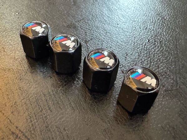 e 送料無料 高級良質 ブラック 黒 BMW Mテク MⅢ エアバルブ M M3 M4 M5 M6 M7 M8 M2 M1 X1 X2 X3 X4 X5 X6 X7 X8 328 335 528 535 Z3 Z4 Z