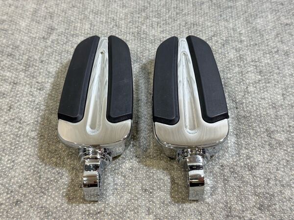 4 送料無料 新品 Ⅱ クローム メッキ ペグ アジャスタブル ハイウェイ 用 調整可 ツーリング ソフテイル ダイナ スポーツスター FLH FLS 爪