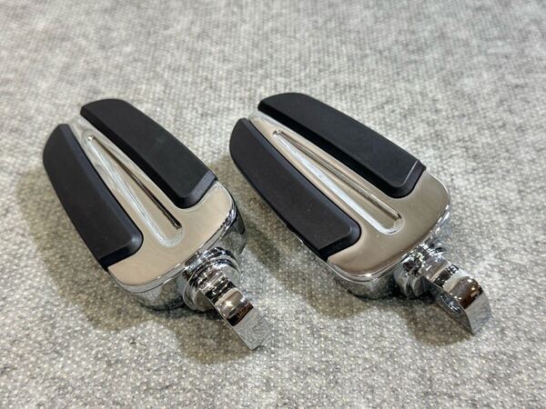 s 送料無料 新品 Ⅱ クローム メッキ ペグ アジャスタブル ハイウェイ 用 調整可 ツーリング ソフテイル ダイナ スポーツスター FLH FLS 爪