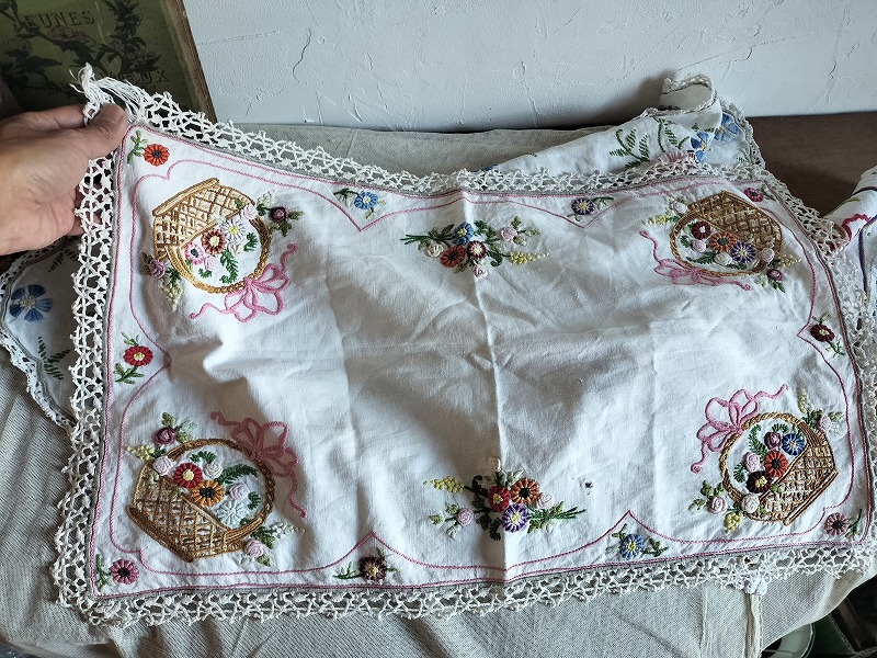 ３点おまとめ★フランスアンティーク刺繍★インテリアセット★ 3点おまとめ☆フランスアンティーク刺繍☆インテリアセット☆