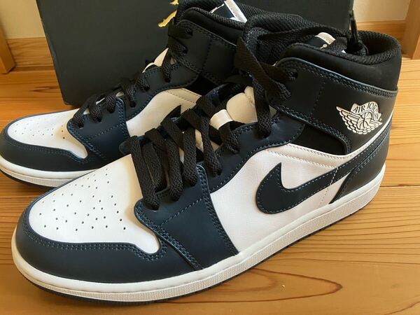 28.5cmナイキ エアジョーダン1 ミッド ネイビー 【554724-411】US10.5 NIKE AIR JORDAN 1 MID ARMORY NAVY/WHITE-BLACK