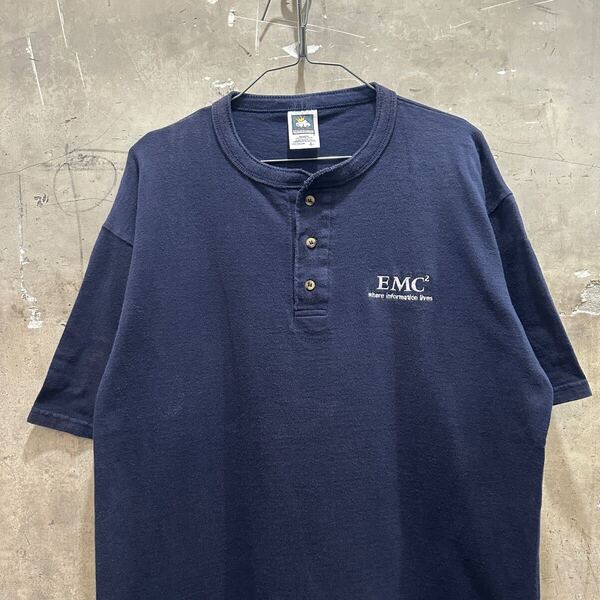 US古着 EMC2 ヘンリーネック Tシャツ 企業物 企業系 半袖