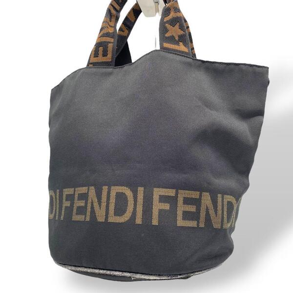 FENDI フェンディ ロゴ トート バケツ型 ナイロンキャンバス ブラック 黒