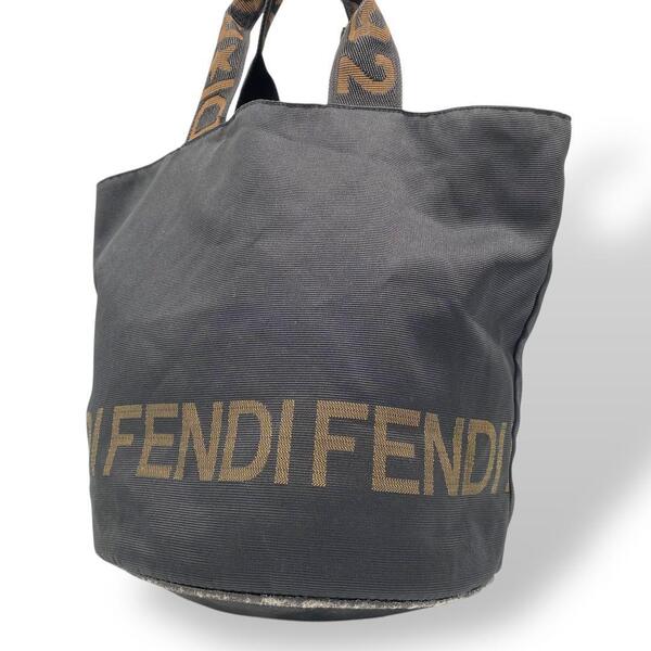 FENDI フェンディ ロゴ トートバッグ バケツ型 ナイロンキャンバス 黒