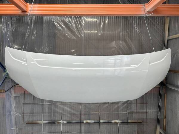 ハイエース レジアスエース 200系 バットフェイス ボンネット 塗装済み 070パール ワイドボディ用 D