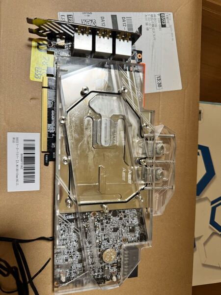 GIGABYTE NVIDIA RTX2080Tiグラフィックボード水冷ブロックつけ