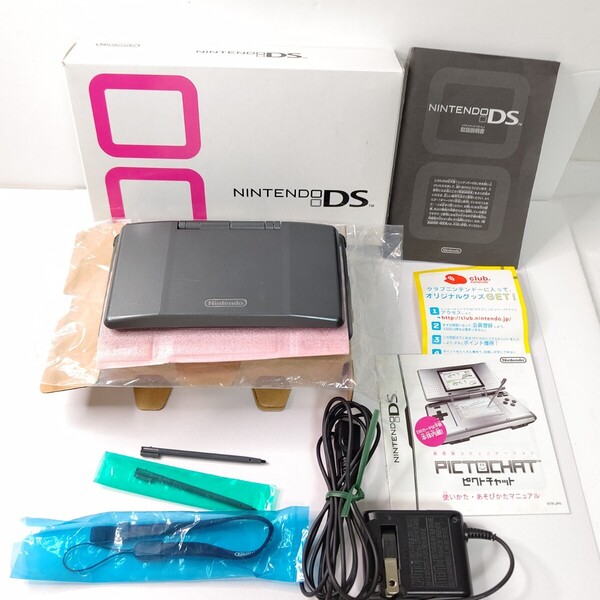 Nintendo ニンテンドーDS グラファイトブラック 美品 任天堂 ゲーム機