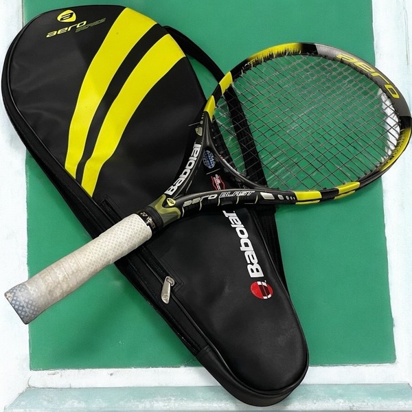 ①Babolat バボラ Aero Blast アエロブラスト G2 硬式テニスラケット ケース付き