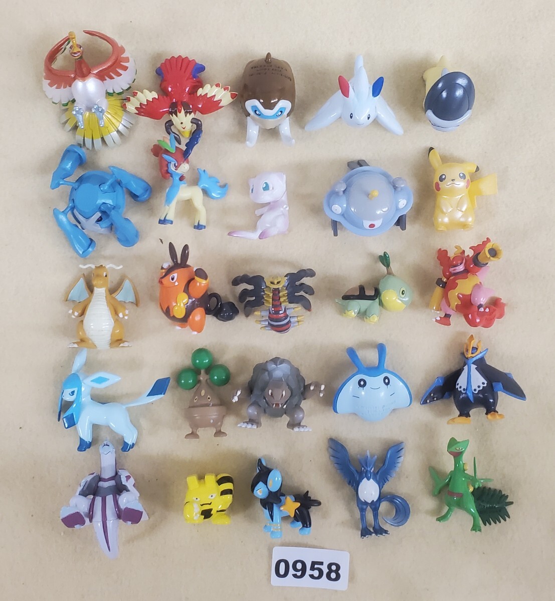 Yahoo!オークション -「ポケモン モンコレ tomy」の落札相場