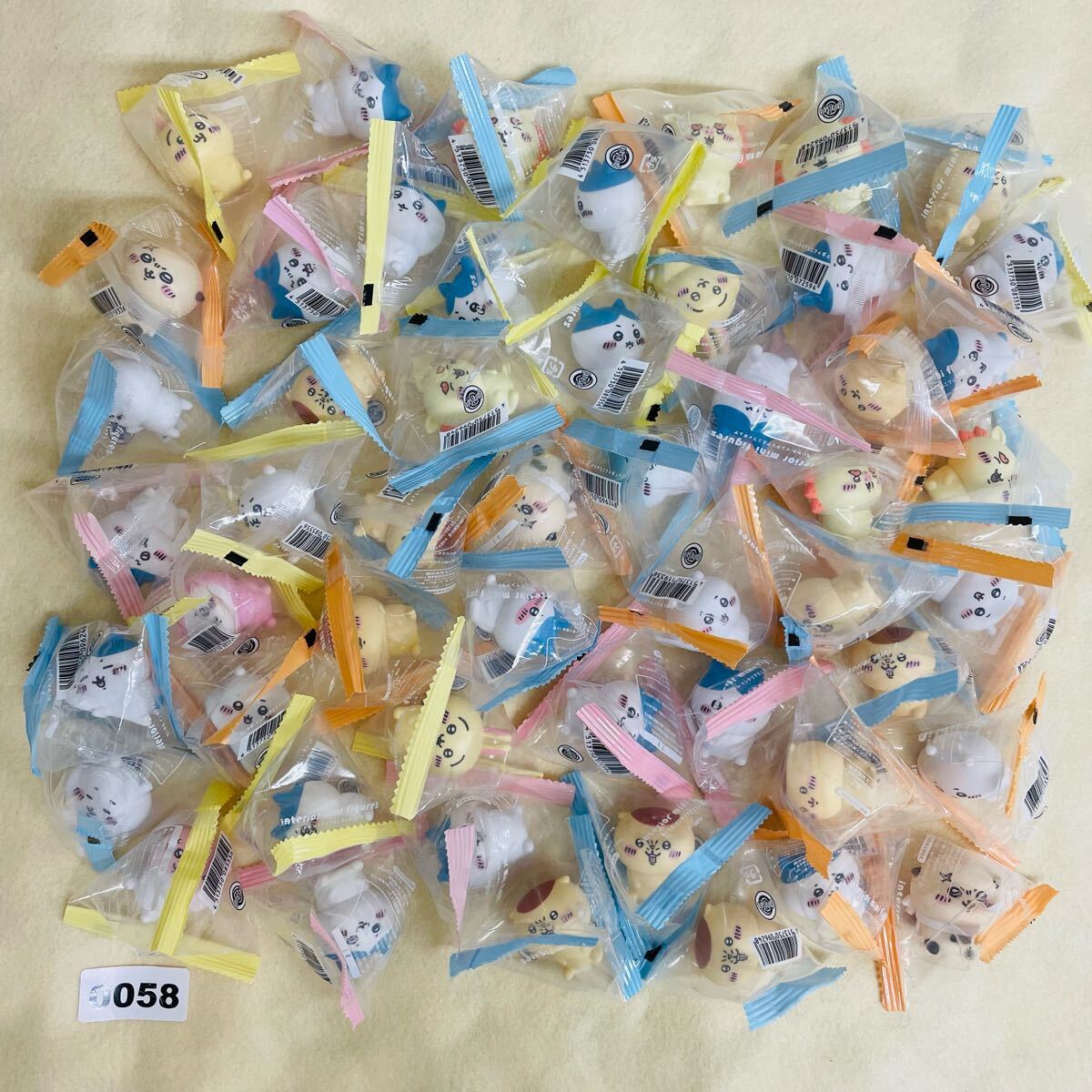 新品未使用】 ハチワレ まとめ売り 大量 ちいかわ - メルカリ