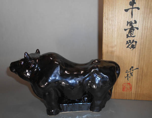 牛の置物 座牛 11号 高岡銅器の置物／送料無料 : 檜屋美術館