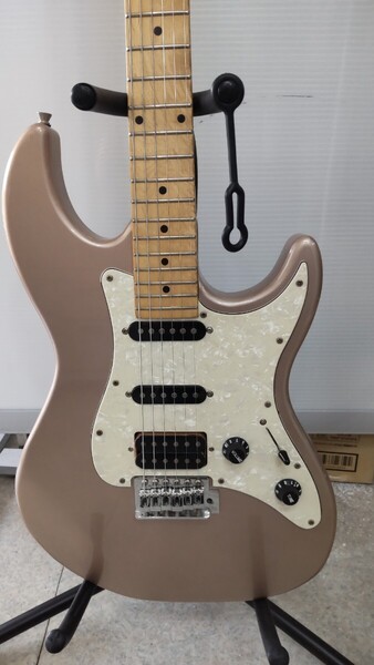 エリオス ELIOTH S303 ストラトタイプ 動作確認済