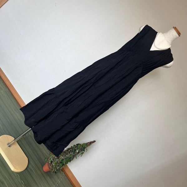 5-7新品 ノースリーブVネックロングティアードワンピース 黒 ブラックボリュームフレアスカートワンピース 9号 M