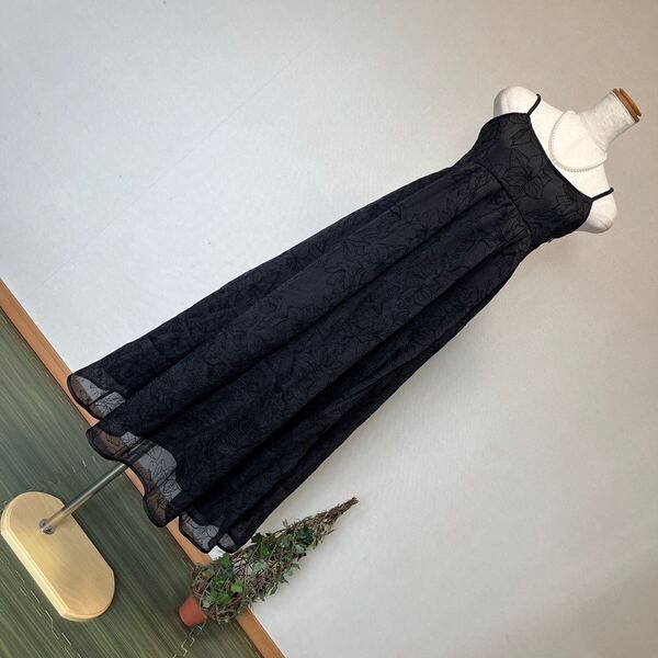 4-7新品 AS KNOW AS plus アズノゥアズプラス ロングキャミソールワンピース黒ブラックオケージョンドレスフレアキャミワンピ 9号M F