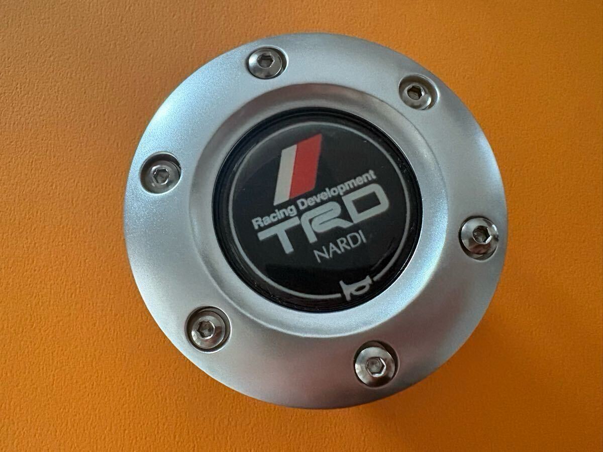 TRD ホーンボタン