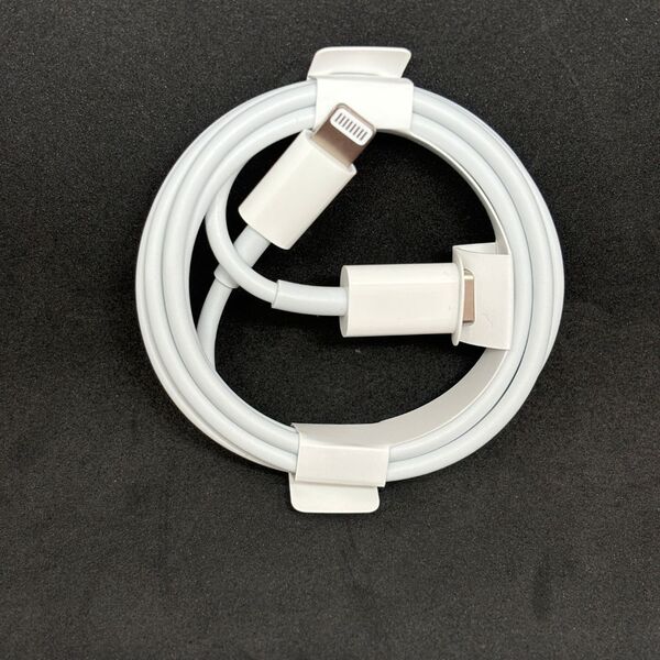 送料無料!iPhone iPad 付属品 純正 Apple Lightning ケーブル USBライトニング 充電 アダプタ 充電ケーブルタイプC ⑦